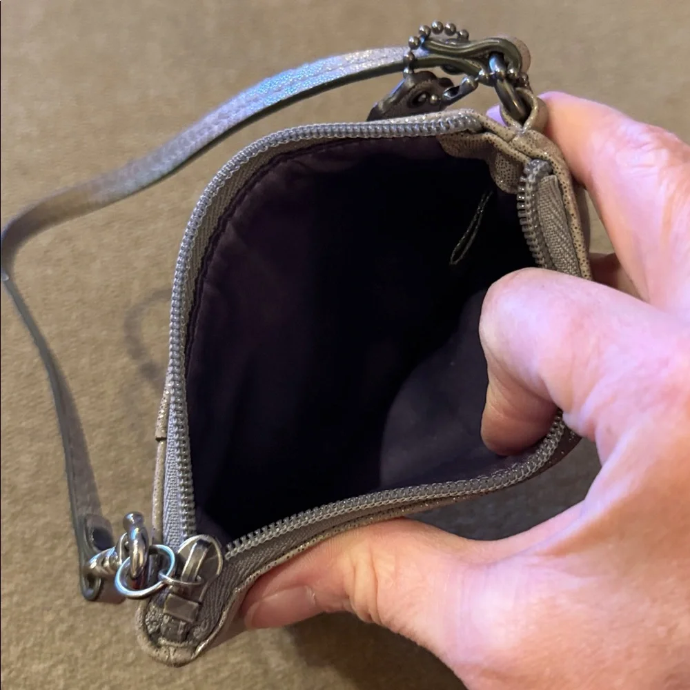 Coach Shimmering Silver Wristlet Purse Zip (TD)